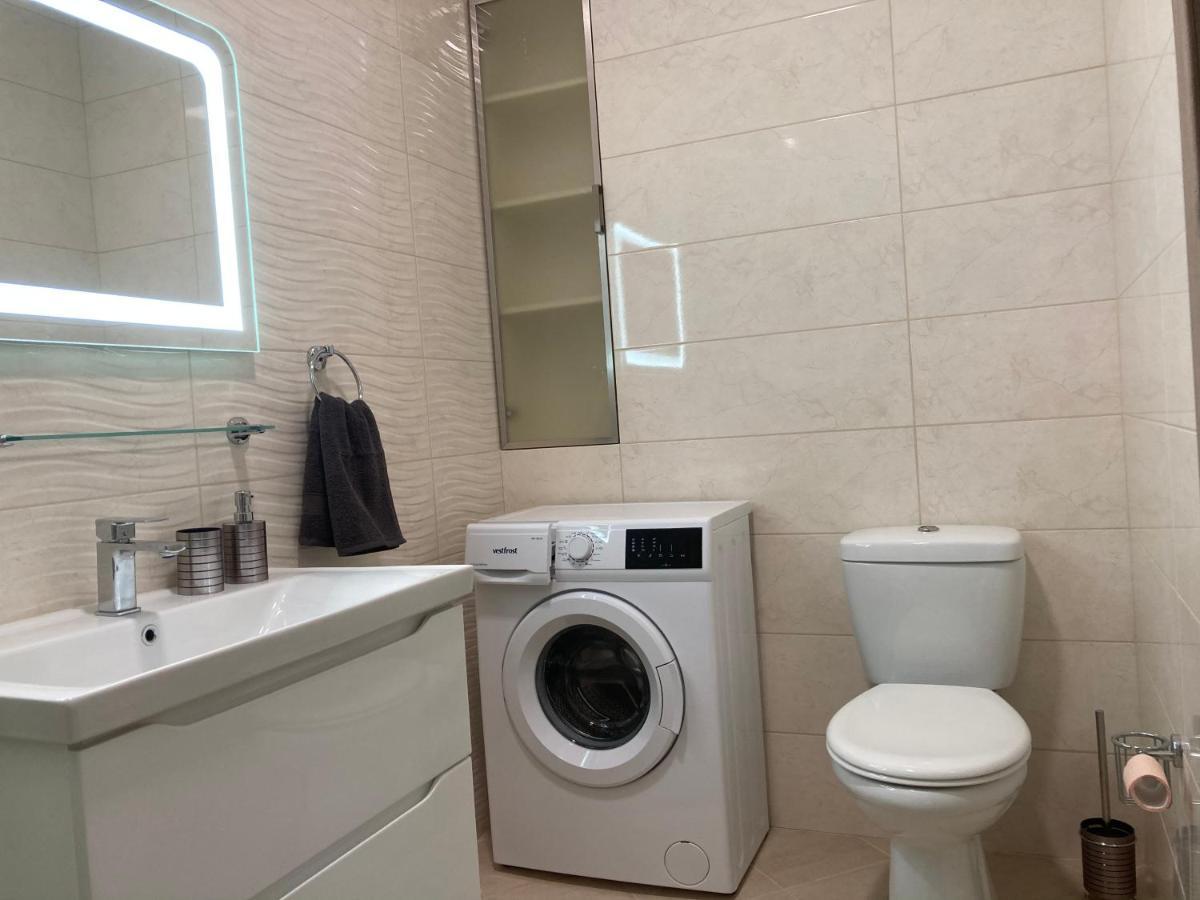 Omega 6 Apartment Odesa Exterior photo